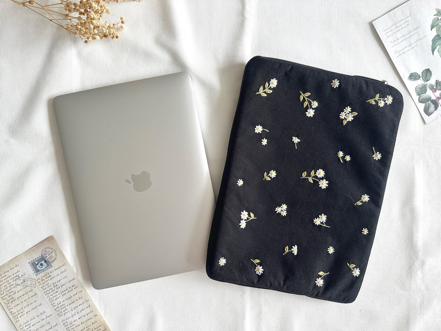 Daisy Hand-Embroidered Laptop Cover