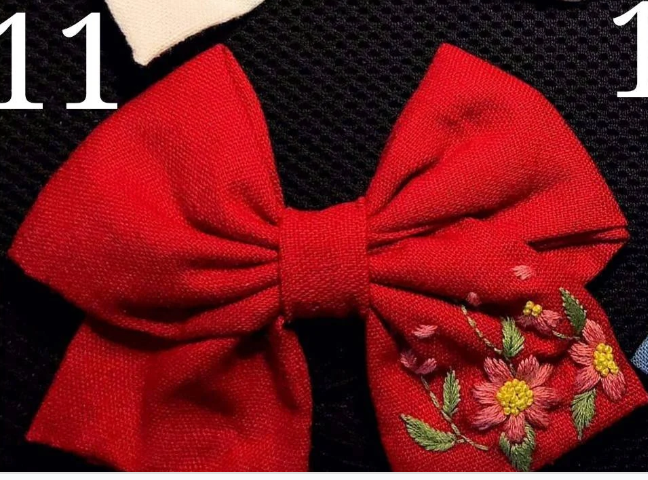 Embroidered Hair Bow, Collection Isabel