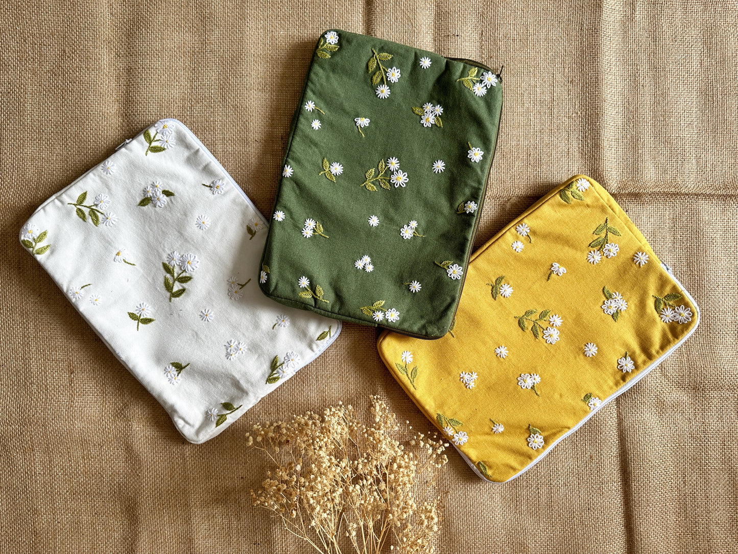 Daisy Hand-Embroidered Laptop Cover