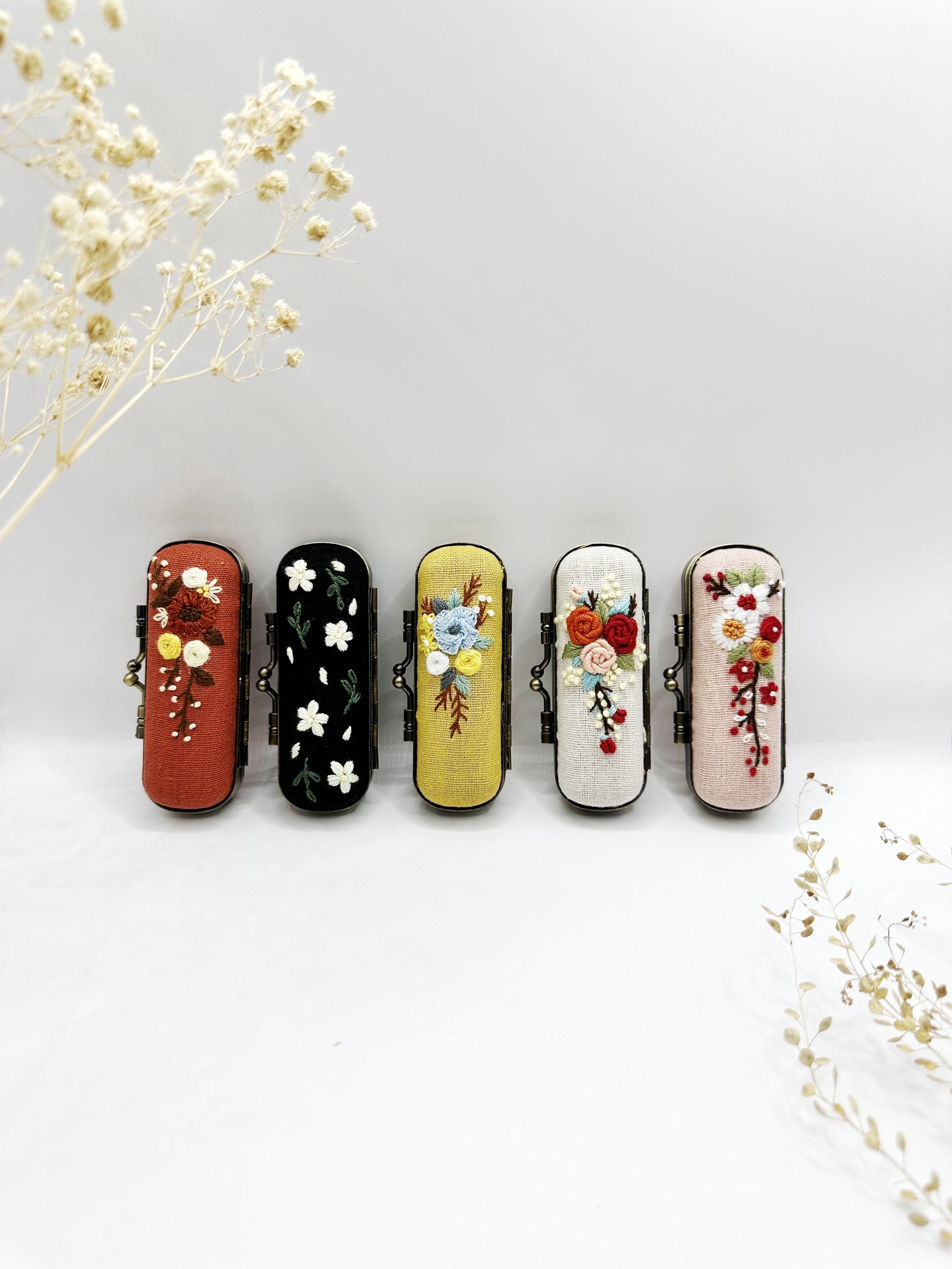 Vintage Embroidered Lipstick Case With Mirror, Collection Cecilia