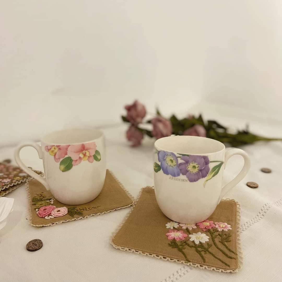 Flower Garden Embroidered Coasters Set