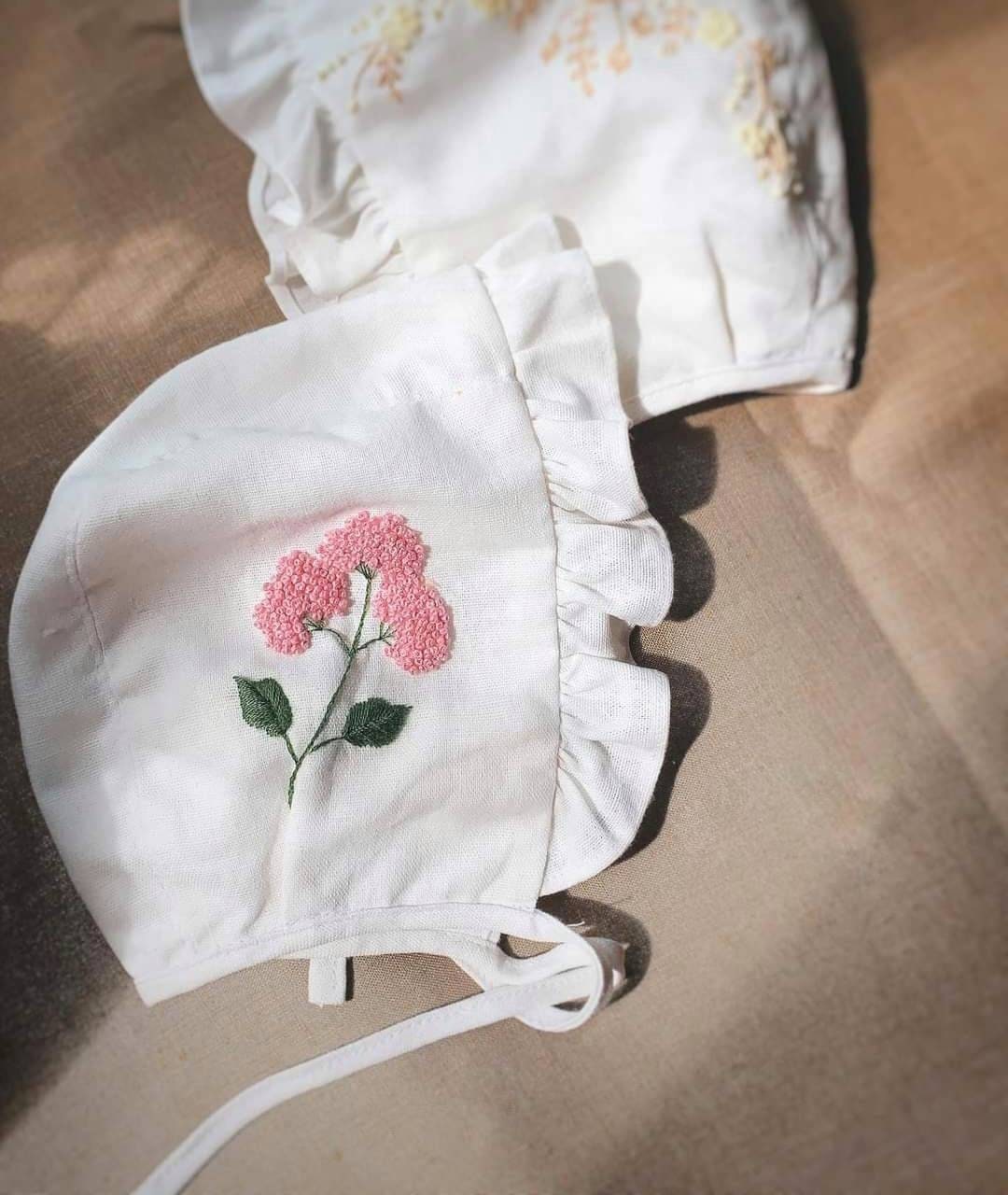 Embroidered Baby Sun Bonnet, Collection Vivian