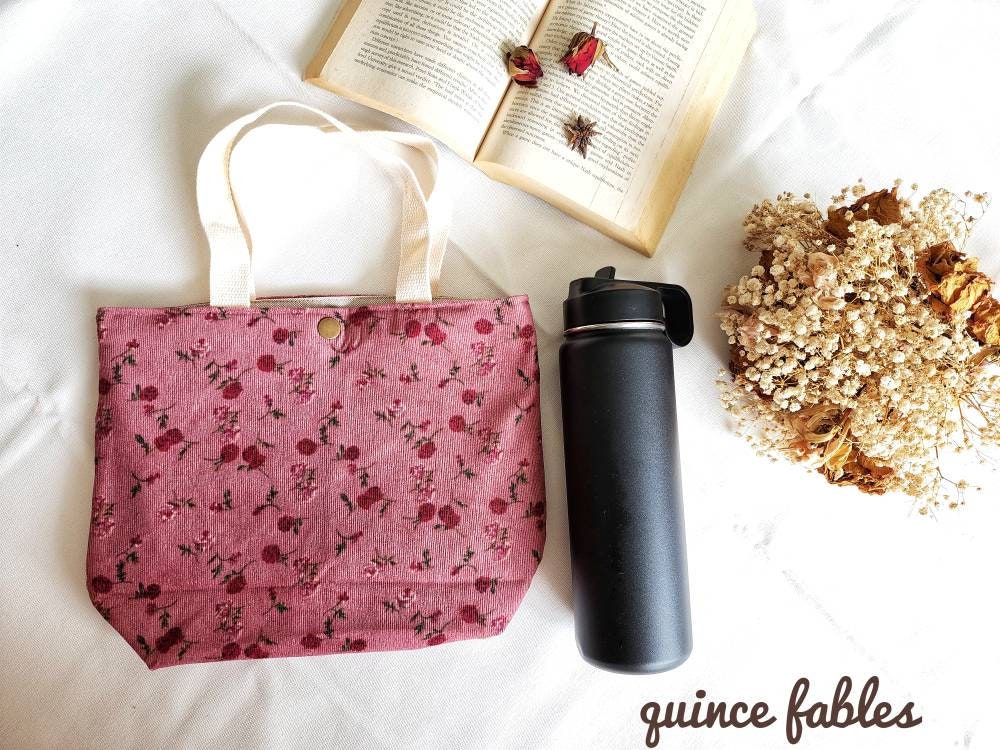 Floral Corduroy Daisy Print Lunch Bag, Collection Lily