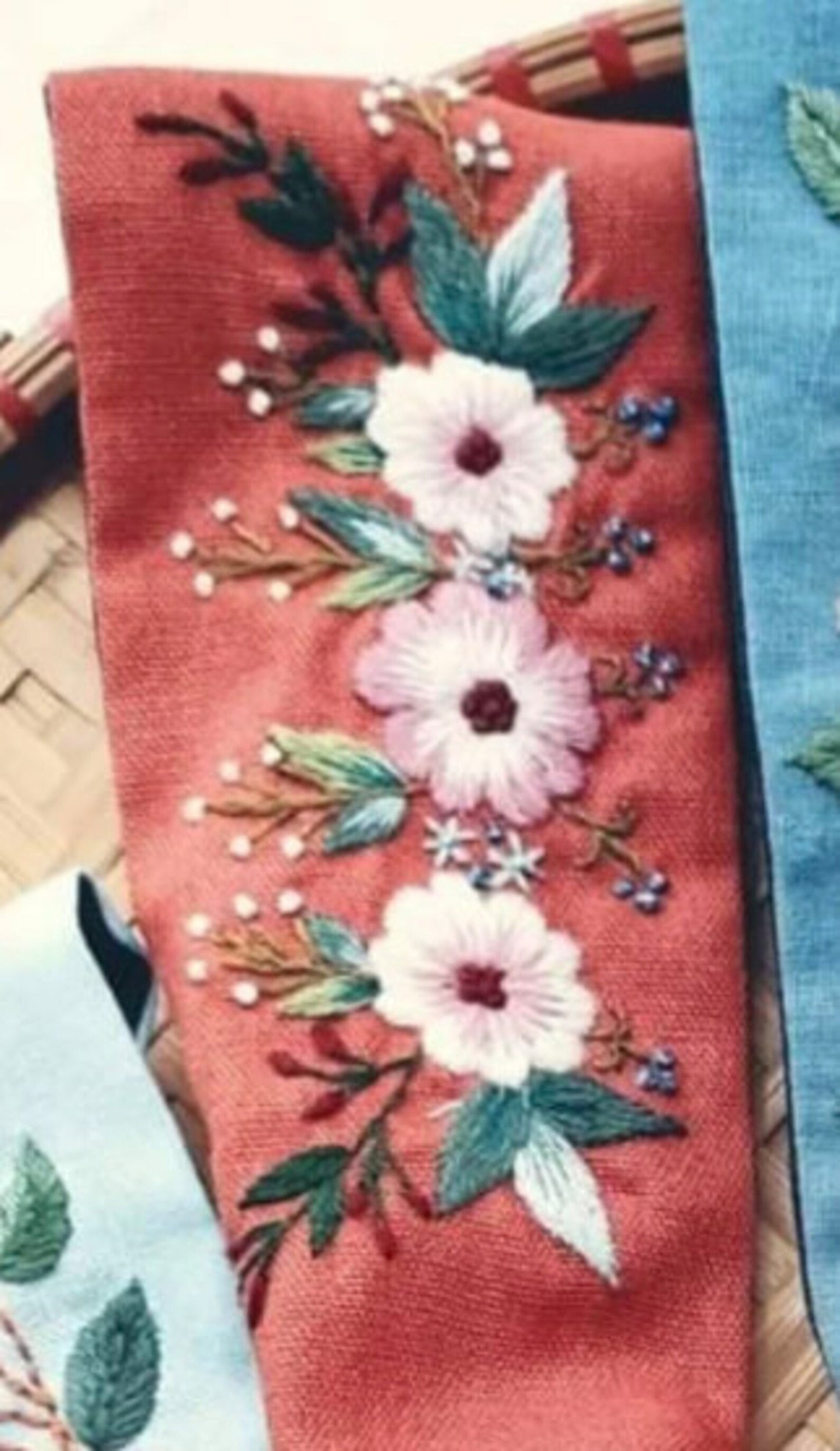 Embroidered Linen Turban, Collection Mia