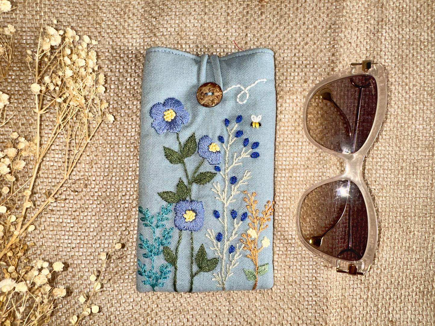 Flower Embroidered Soft Linen Padded Glasses Case