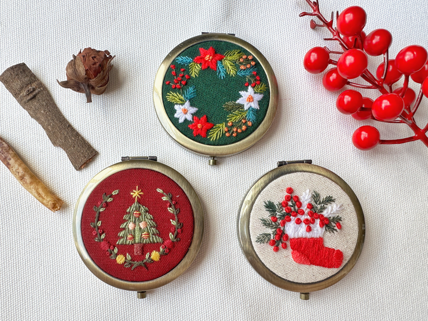 Floral Embroidered Compact Mirror, Christmas Collection