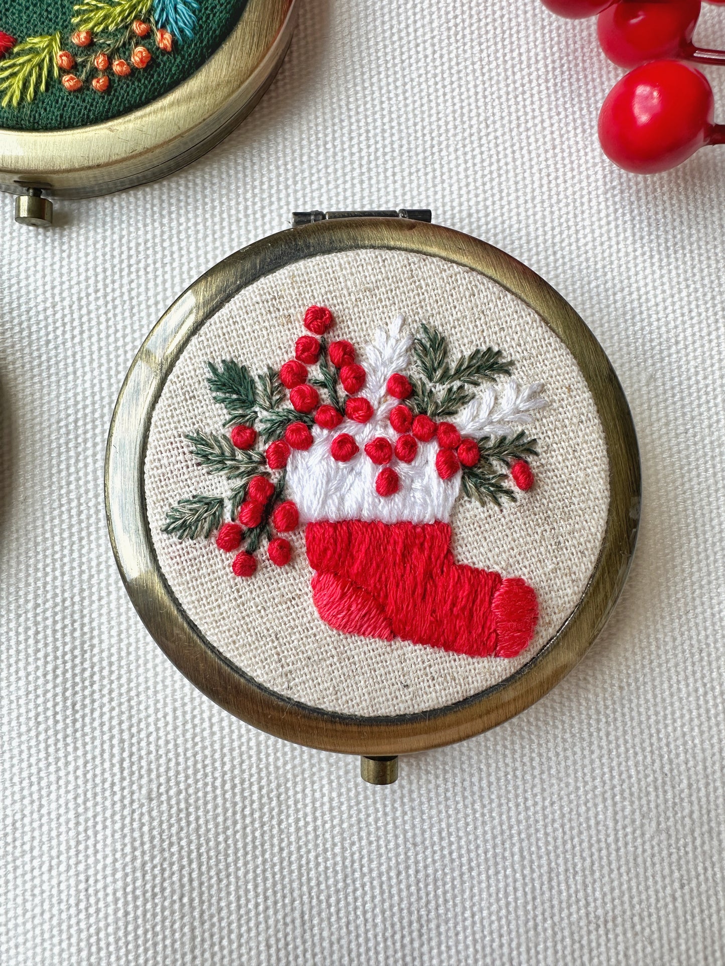 Floral Embroidered Compact Mirror, Christmas Collection