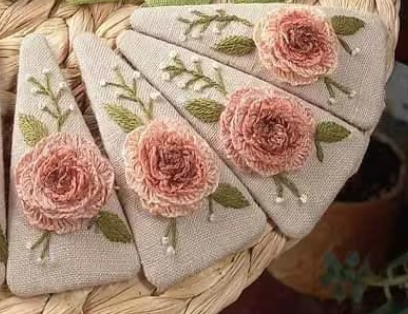 3D Rose Embroidered Hair Barrette, Collection Clara