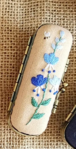 Vintage Embroidered Lipstick Case With Mirror, Collection Kaylee