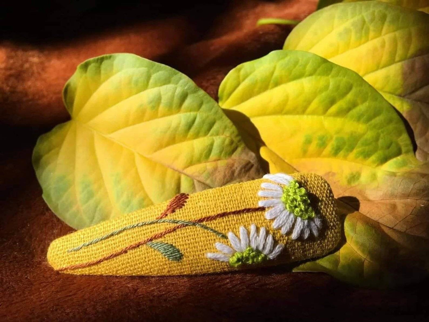 Floral Embroidered Hair Barrette, Collection Anna