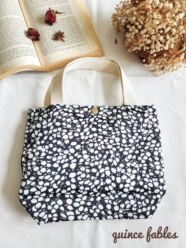 Floral Cotton Floral Print Lunch Bag / Market Bag, Collection Hannah