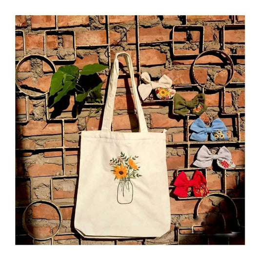 Daisy Vase Embroidery Canvas Tote Bag