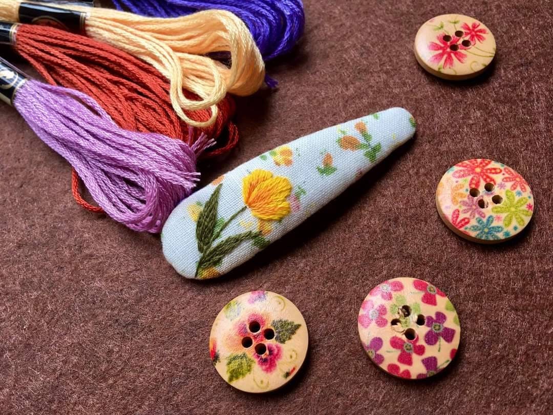 Tulip Flower Embroidered Hair Barrette