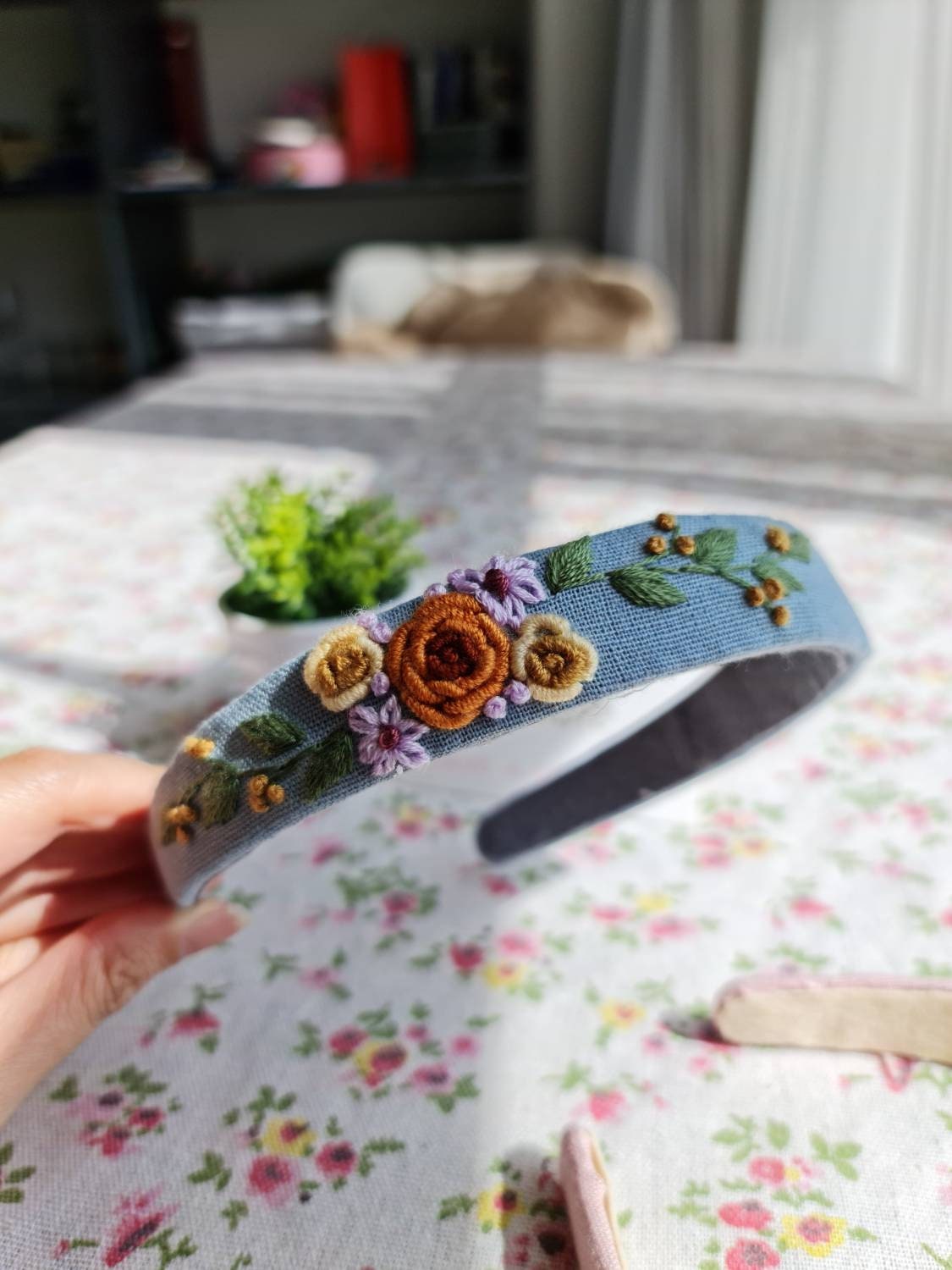 Floral Embroidered Headband, Collection Elena