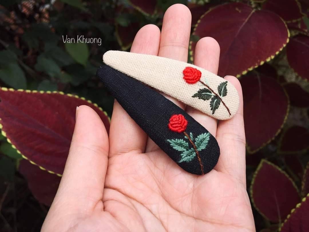 Red Rose Embroidered Hair Barrette