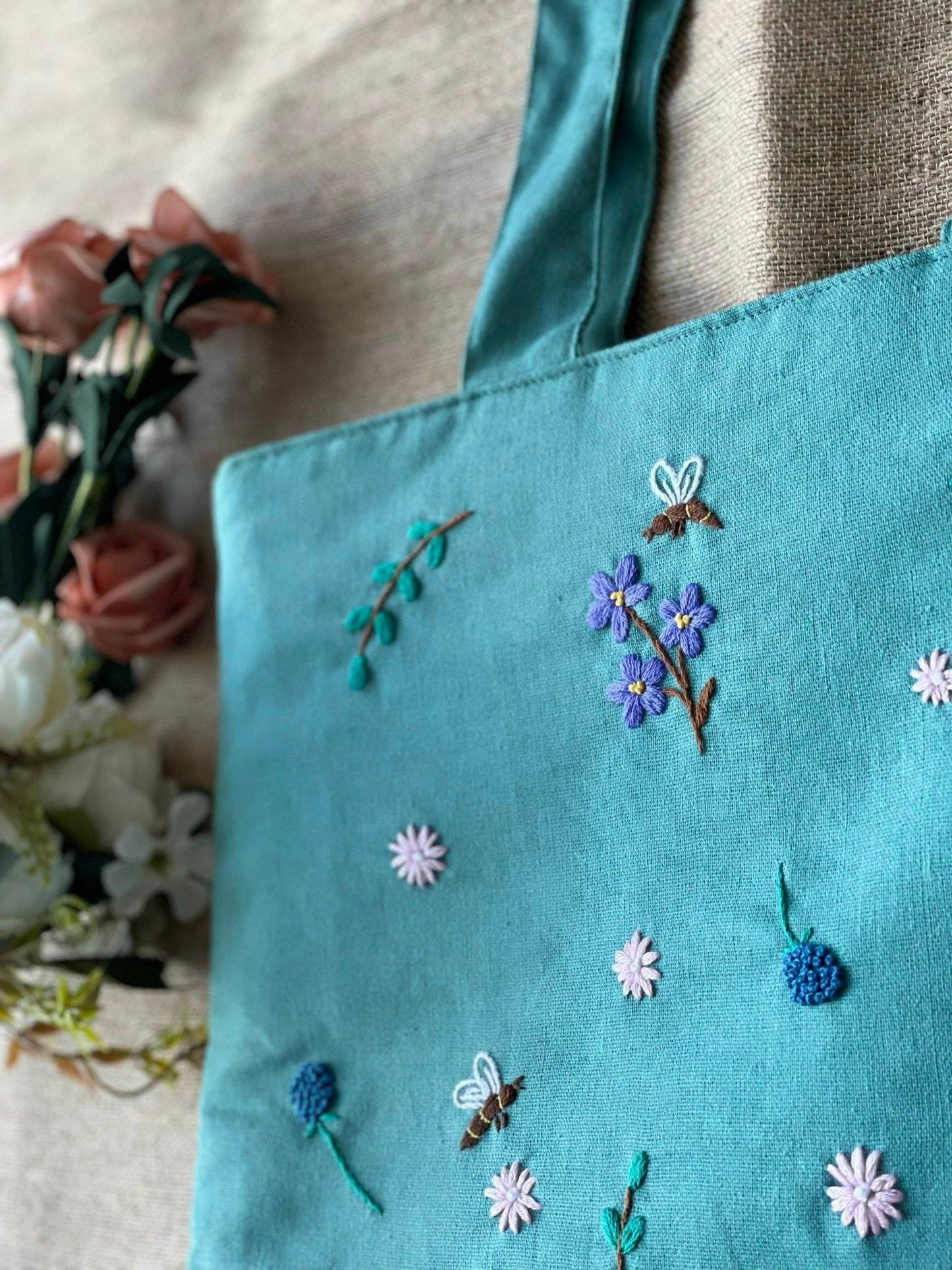 Turquoise Blue Linen Tote Bag With Daisy & Bee Embroidery